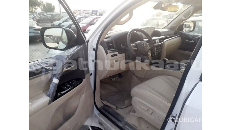 Big with watermark lexus lx baa import dubai 2652