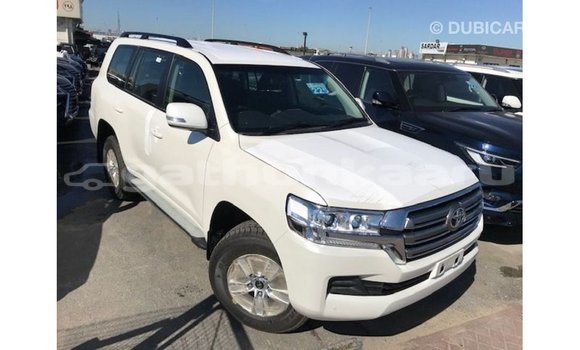 Buy Import Toyota Land Cruiser White Car in Import - Dubai in Baa Buy Import Toyota Land Cruiser White Car in Import - Dubai in Baa