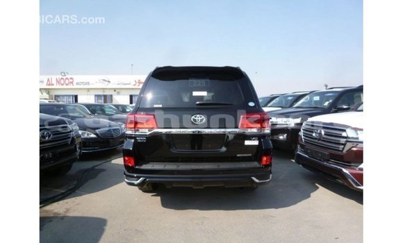 Buy Import Toyota Land Cruiser Black Car in Import - Dubai in Baa Buy Import Toyota Land Cruiser Black Car in Import - Dubai in Baa