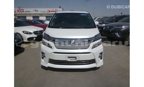 Buy Import Toyota Vellfire White Car in Import - Dubai in Baa Buy Import Toyota Vellfire White Car in Import - Dubai in Baa