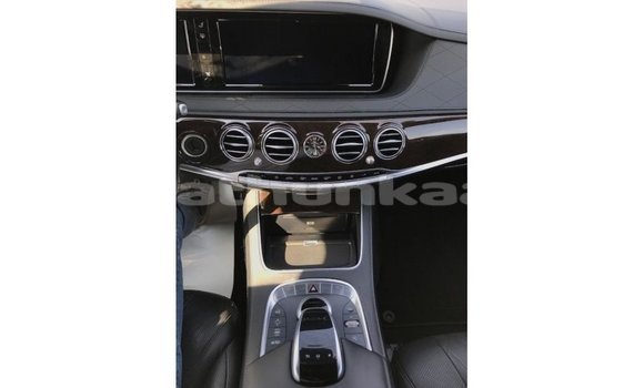 Buy Import Mercedes-Benz 190 Black Car in Import - Dubai in Baa Buy Import Mercedes-Benz 190 Black Car in Import - Dubai in Baa