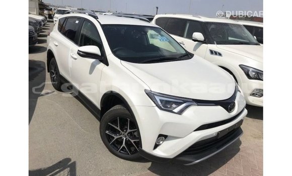 Buy Import Toyota 4Runner White Car in Import - Dubai in Baa Buy Import Toyota 4Runner White Car in Import - Dubai in Baa