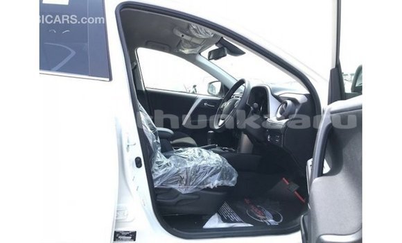 Buy Import Toyota 4Runner White Car in Import - Dubai in Baa Buy Import Toyota 4Runner White Car in Import - Dubai in Baa