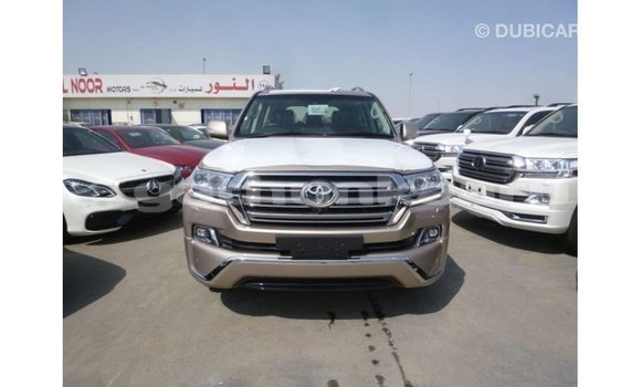 Buy Import Toyota Land Cruiser Other Car in Import - Dubai in Baa Buy Import Toyota Land Cruiser Other Car in Import - Dubai in Baa