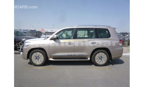 Buy Import Toyota Land Cruiser Other Car in Import - Dubai in Baa Buy Import Toyota Land Cruiser Other Car in Import - Dubai in Baa