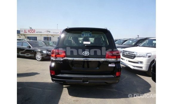 Buy Import Toyota Land Cruiser Black Car in Import - Dubai in Baa Buy Import Toyota Land Cruiser Black Car in Import - Dubai in Baa