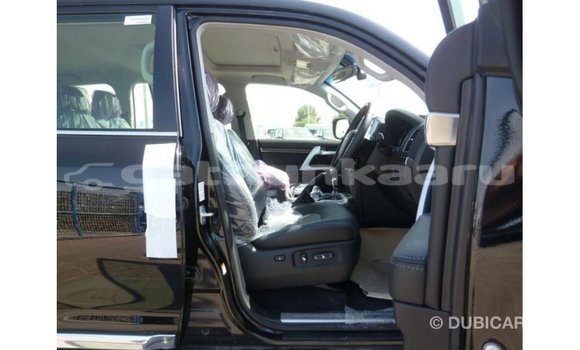 Buy Import Toyota Land Cruiser Black Car in Import - Dubai in Baa Buy Import Toyota Land Cruiser Black Car in Import - Dubai in Baa