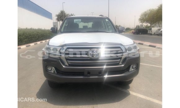 Buy Import Toyota Land Cruiser Other Car in Import - Dubai in Baa Buy Import Toyota Land Cruiser Other Car in Import - Dubai in Baa