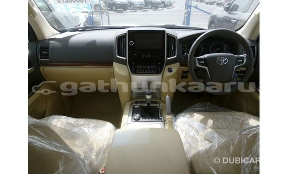 Buy Import Toyota Land Cruiser White Car in Import - Dubai in Baa Buy Import Toyota Land Cruiser White Car in Import - Dubai in Baa