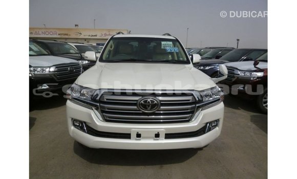 Buy Import Toyota Land Cruiser White Car in Import - Dubai in Baa Buy Import Toyota Land Cruiser White Car in Import - Dubai in Baa