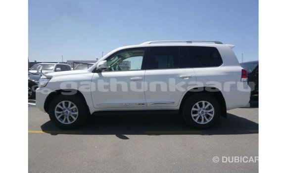 Buy Import Toyota Land Cruiser White Car in Import - Dubai in Baa Buy Import Toyota Land Cruiser White Car in Import - Dubai in Baa