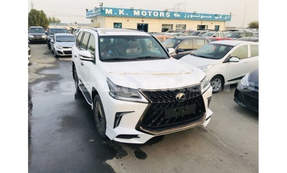 Buy Import Lexus LX White Car in Import - Dubai in Baa Buy Import Lexus LX White Car in Import - Dubai in Baa