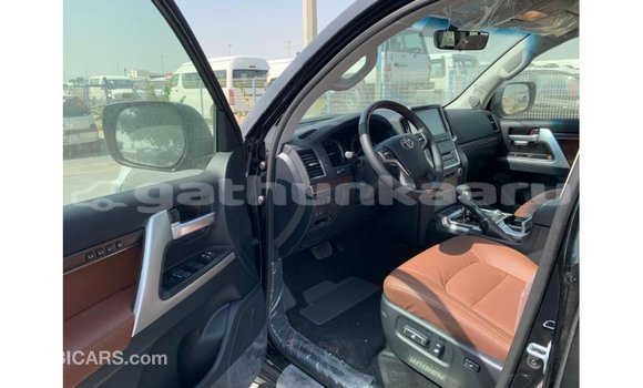 Buy Import Toyota Land Cruiser Black Car in Import - Dubai in Baa Buy Import Toyota Land Cruiser Black Car in Import - Dubai in Baa