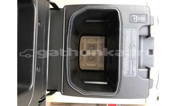 Buy Import Toyota Land Cruiser Other Car in Import - Dubai in Baa Buy Import Toyota Land Cruiser Other Car in Import - Dubai in Baa