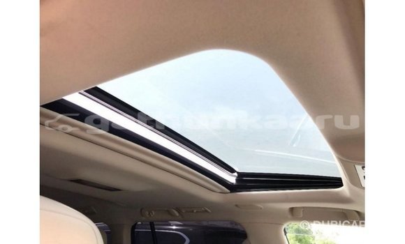 Buy Import Toyota Land Cruiser White Car in Import - Dubai in Baa Buy Import Toyota Land Cruiser White Car in Import - Dubai in Baa