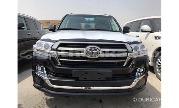 Buy Import Toyota Land Cruiser Black Car in Import - Dubai in Baa Buy Import Toyota Land Cruiser Black Car in Import - Dubai in Baa