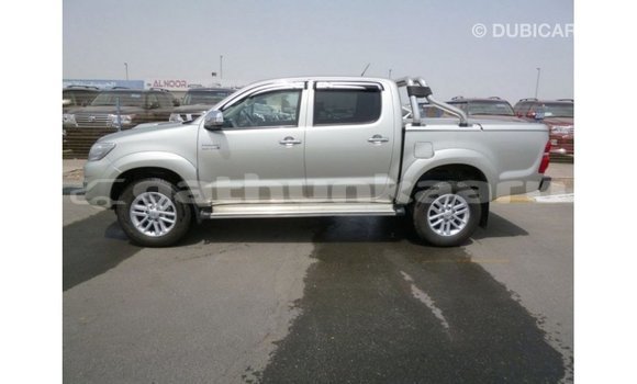 Buy Import Toyota Hilux Other Car in Import - Dubai in Baa Buy Import Toyota Hilux Other Car in Import - Dubai in Baa