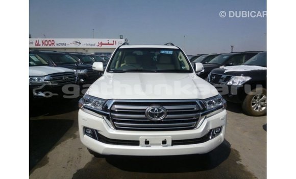 Buy Import Toyota Land Cruiser White Car in Import - Dubai in Baa Buy Import Toyota Land Cruiser White Car in Import - Dubai in Baa