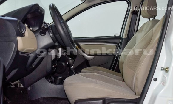 Buy Import Renault Duster White Car in Import - Dubai in Baa Buy Import Renault Duster White Car in Import - Dubai in Baa