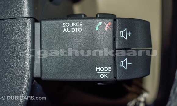 Buy Import Renault Duster White Car in Import - Dubai in Baa Buy Import Renault Duster White Car in Import - Dubai in Baa