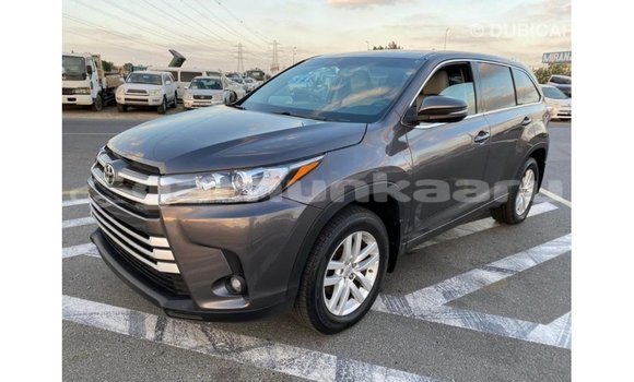 Buy Import Toyota Highlander Other Car in Import - Dubai in Baa Buy Import Toyota Highlander Other Car in Import - Dubai in Baa