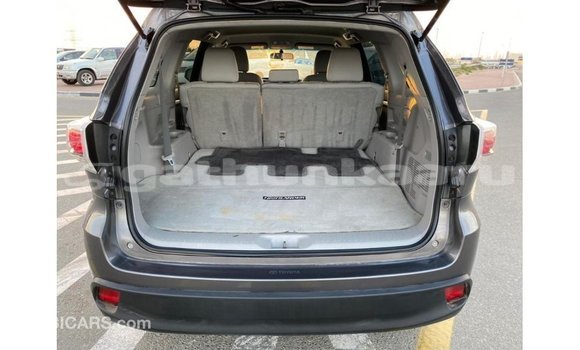 Buy Import Toyota Highlander Other Car in Import - Dubai in Baa Buy Import Toyota Highlander Other Car in Import - Dubai in Baa