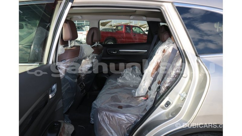 Big with watermark renault 4 baa import dubai 2716