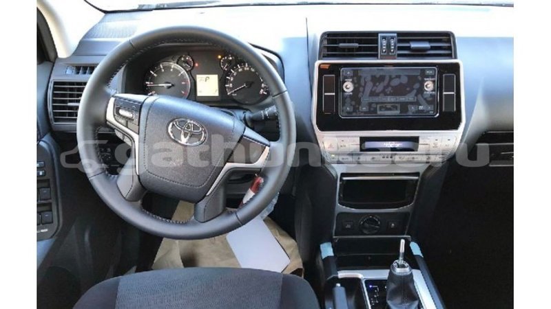 Big with watermark toyota prado baa import dubai 2719