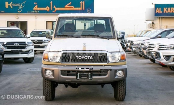 Buy Import Toyota Land Cruiser Beige Car in Import - Dubai in Baa Buy Import Toyota Land Cruiser Beige Car in Import - Dubai in Baa