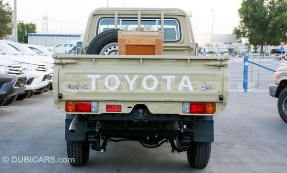Buy Import Toyota Land Cruiser Beige Car in Import - Dubai in Baa Buy Import Toyota Land Cruiser Beige Car in Import - Dubai in Baa