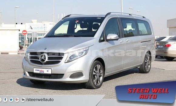 Buy Import Mercedes-Benz 250 Other Car in Import - Dubai in Baa Buy Import Mercedes-Benz 250 Other Car in Import - Dubai in Baa