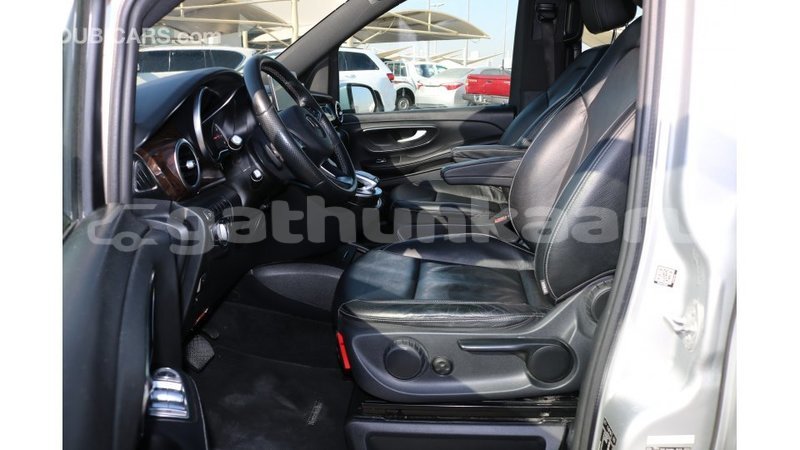 Big with watermark mercedes benz 250 baa import dubai 2747