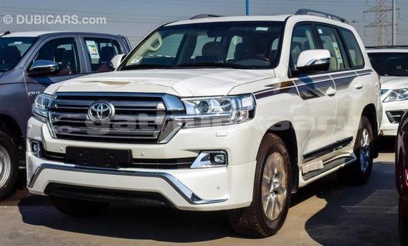 Buy Import Toyota Land Cruiser White Car in Import - Dubai in Baa Buy Import Toyota Land Cruiser White Car in Import - Dubai in Baa