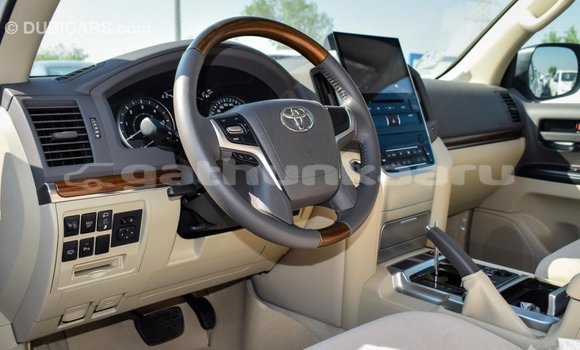 Buy Import Toyota Land Cruiser White Car in Import - Dubai in Baa Buy Import Toyota Land Cruiser White Car in Import - Dubai in Baa