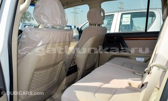 Buy Import Toyota Land Cruiser White Car in Import - Dubai in Baa Buy Import Toyota Land Cruiser White Car in Import - Dubai in Baa