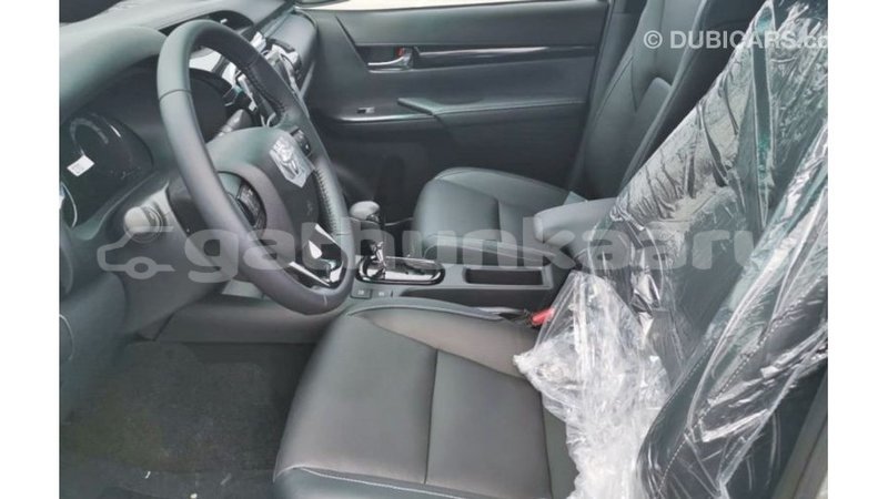 Big with watermark toyota hilux baa import dubai 2753