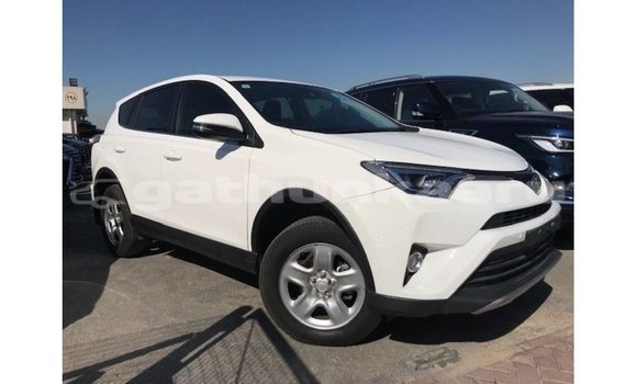 Buy Import Toyota 4Runner White Car in Import - Dubai in Baa Buy Import Toyota 4Runner White Car in Import - Dubai in Baa