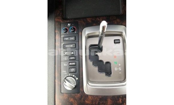 Buy Import Toyota Land Cruiser White Car in Import - Dubai in Baa Buy Import Toyota Land Cruiser White Car in Import - Dubai in Baa