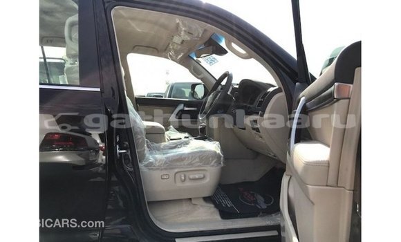 Buy Import Toyota Land Cruiser Black Car in Import - Dubai in Baa Buy Import Toyota Land Cruiser Black Car in Import - Dubai in Baa
