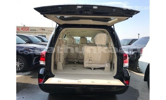 Buy Import Toyota Land Cruiser Black Car in Import - Dubai in Baa Buy Import Toyota Land Cruiser Black Car in Import - Dubai in Baa
