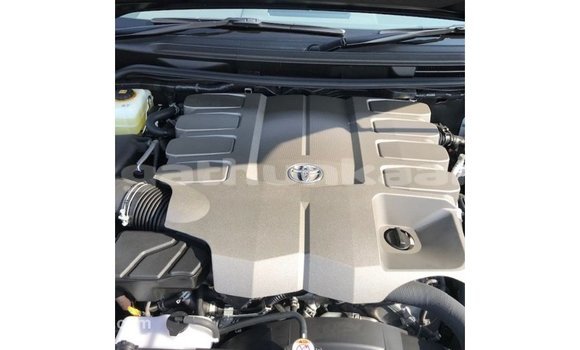 Buy Import Toyota Land Cruiser Black Car in Import - Dubai in Baa Buy Import Toyota Land Cruiser Black Car in Import - Dubai in Baa