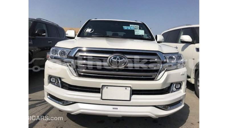 Big with watermark toyota land cruiser baa import dubai 2760