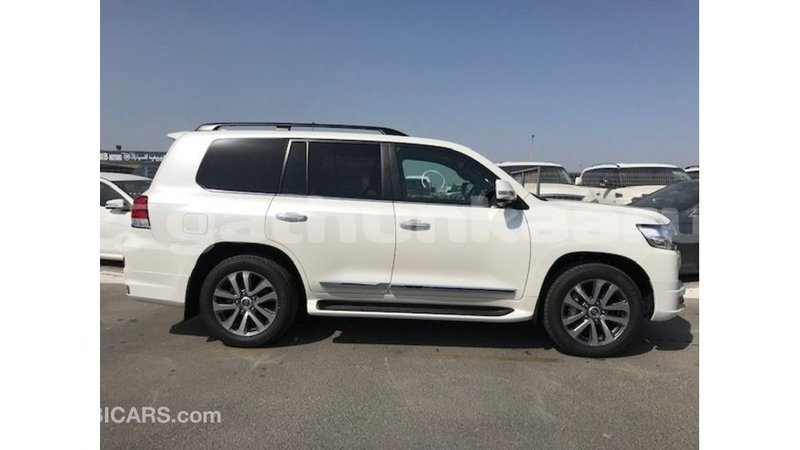 Big with watermark toyota land cruiser baa import dubai 2760