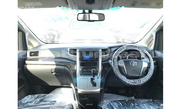 Buy Import Toyota Vellfire White Car in Import - Dubai in Baa Buy Import Toyota Vellfire White Car in Import - Dubai in Baa