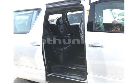 Buy Import Toyota Vellfire White Car in Import - Dubai in Baa Buy Import Toyota Vellfire White Car in Import - Dubai in Baa