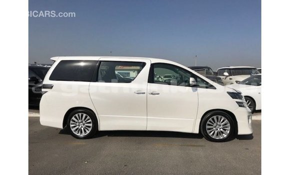 Buy Import Toyota Vellfire White Car in Import - Dubai in Baa Buy Import Toyota Vellfire White Car in Import - Dubai in Baa