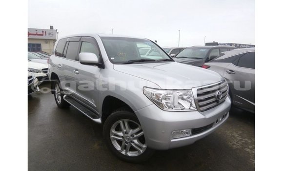 Buy Import Toyota Land Cruiser Other Car in Import - Dubai in Baa Buy Import Toyota Land Cruiser Other Car in Import - Dubai in Baa