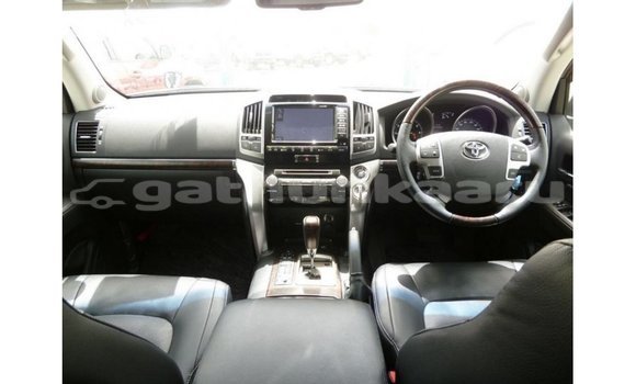 Buy Import Toyota Land Cruiser Black Car in Import - Dubai in Baa Buy Import Toyota Land Cruiser Black Car in Import - Dubai in Baa