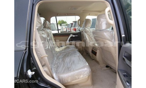 Buy Import Toyota Land Cruiser Black Car in Import - Dubai in Baa Buy Import Toyota Land Cruiser Black Car in Import - Dubai in Baa