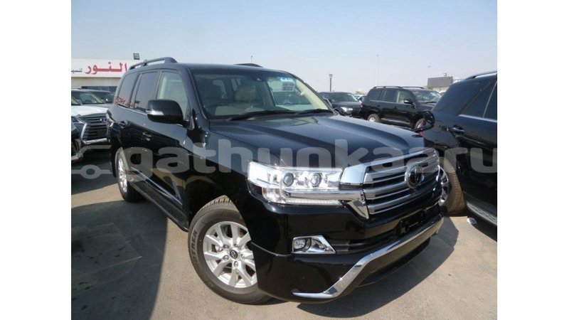 Big with watermark toyota land cruiser baa import dubai 2768